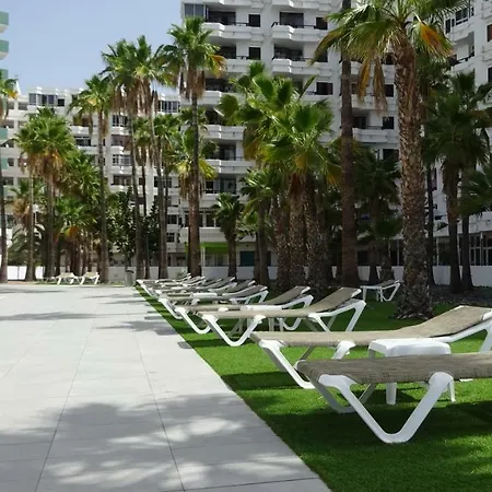 Ohmyhost360 - Dream Holidays Apartment *